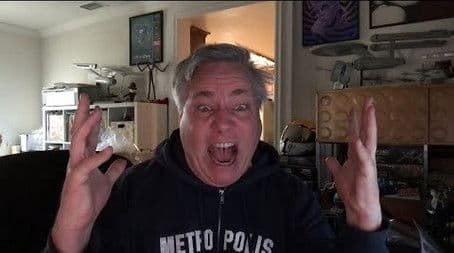 WHERE DOES HE GET ALL THOSE WONDERFUL TOYS? - ROBSERVATIONS (#004)