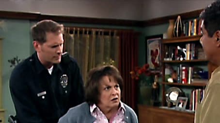 George's Mom Faces Hard Tambien