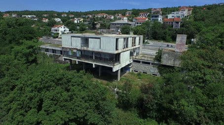 Brief Encounters Along the Adriatic Highway