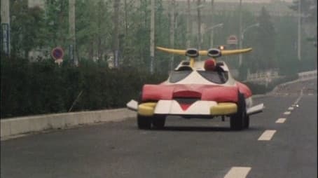 Mysterious World! The Man Lives to Fate