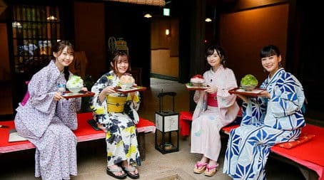 Kukuri of the Strange River